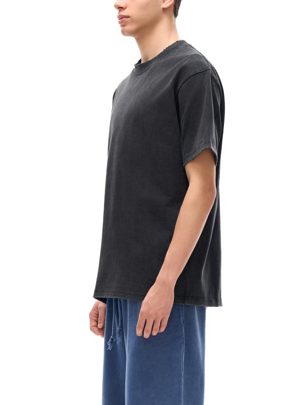 Vintage Washed Frayed Heavyweight T-Shirt – Vintage Streetwear | Tapstitch-4