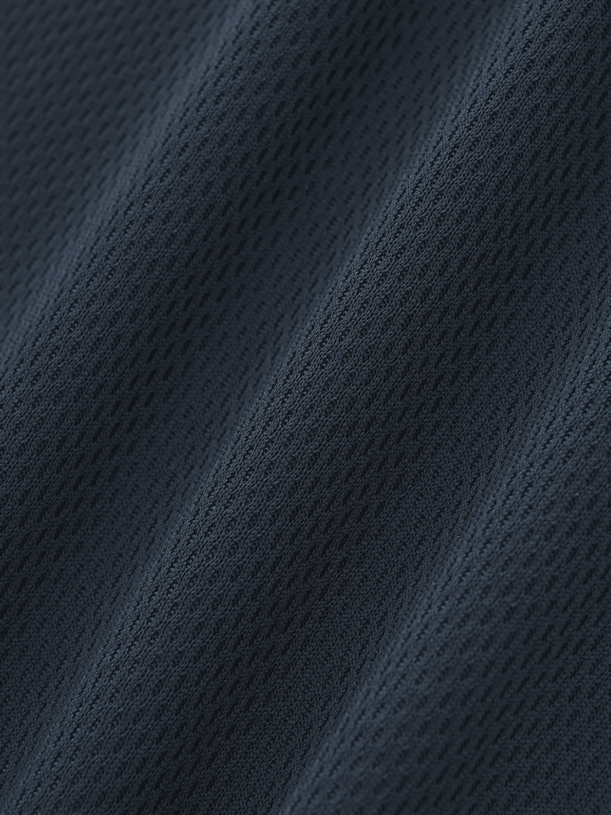 Women’s Cropped Paneled V-Neck Jersey