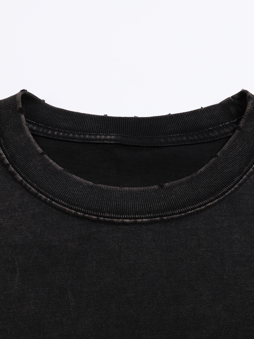 Frayed Vintage Washed T-Shirt – Essential Streetwear | Tapstitch-16