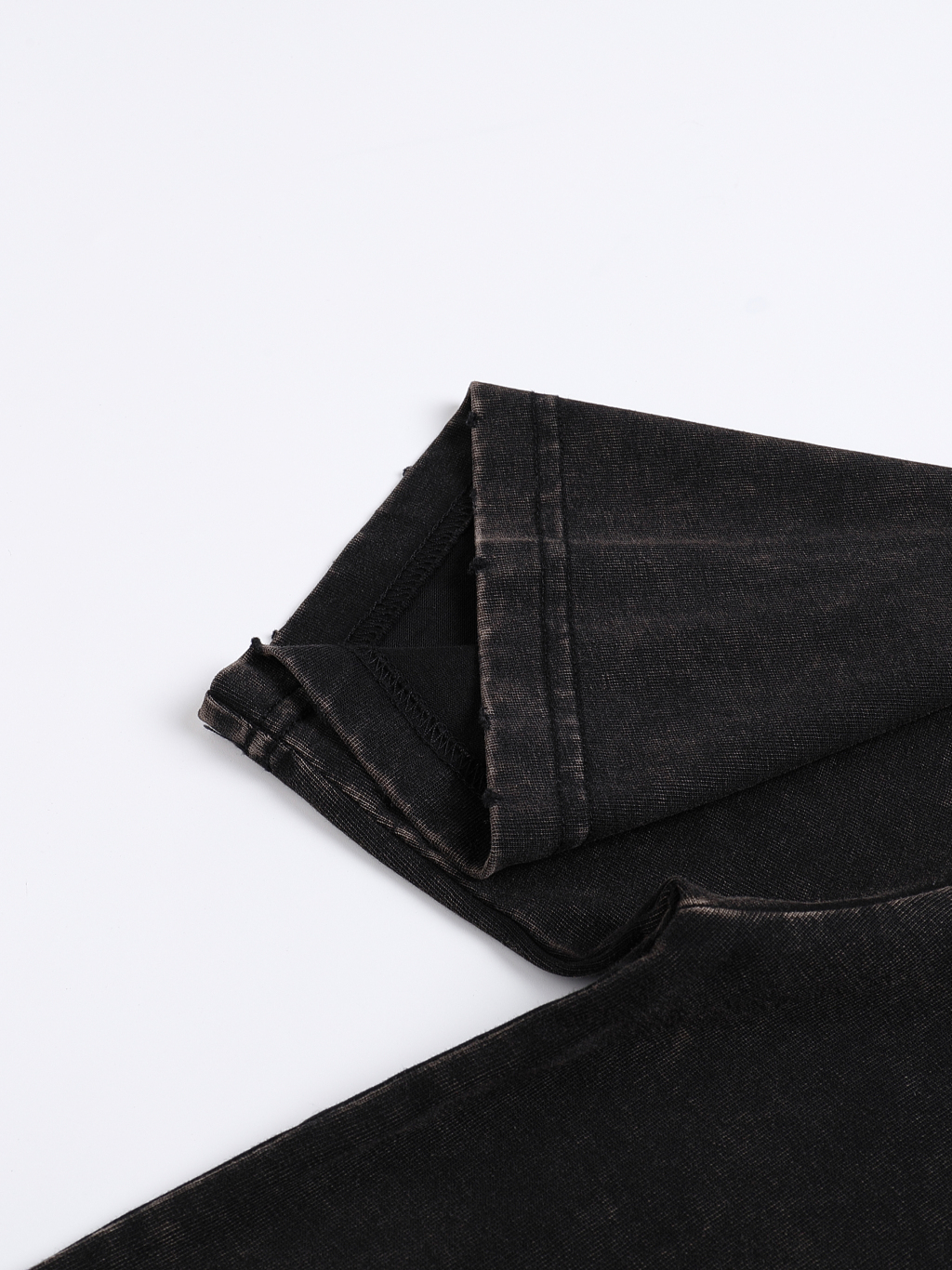 Frayed Vintage Washed T-Shirt – Essential Streetwear | Tapstitch-14