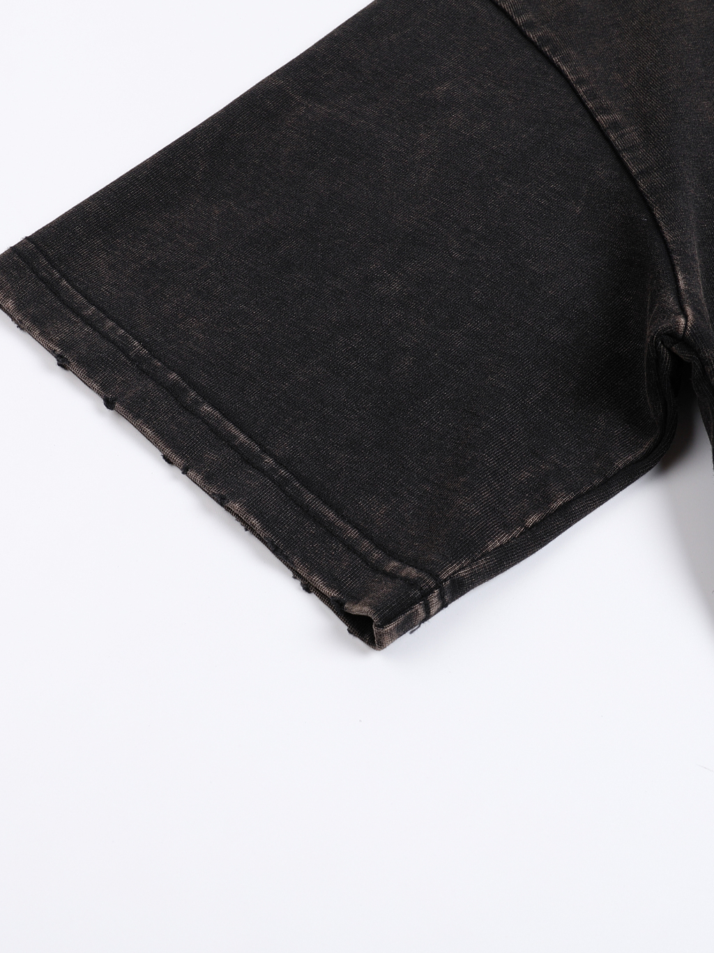 Frayed Vintage Washed T-Shirt – Essential Streetwear | Tapstitch-18