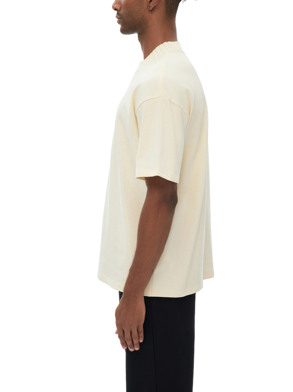 Heavyweight Knitted T-Shirt – Essential Streetwear | Tapstitch-4