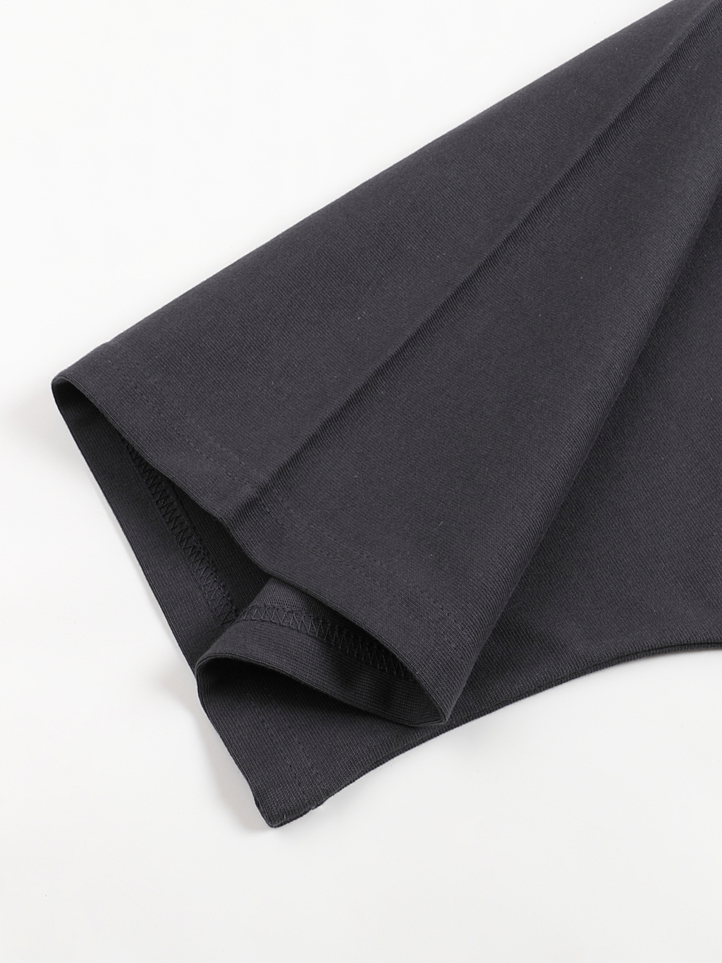 Boxy One-Piece Cut T-Shirt – Essential Streetwear | Tapstitch-9
