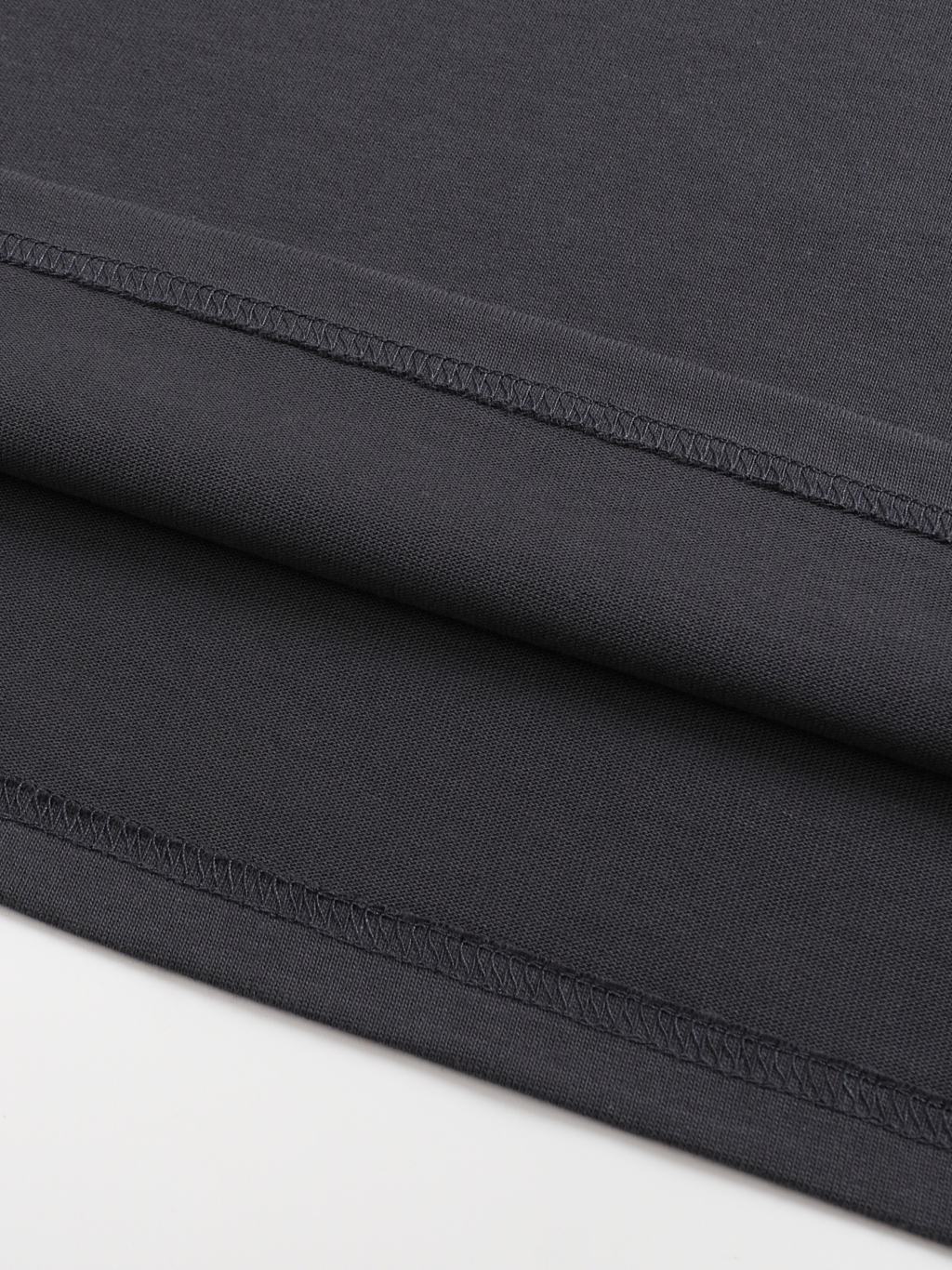 Boxy One-Piece Cut T-Shirt – Essential Streetwear | Tapstitch-10