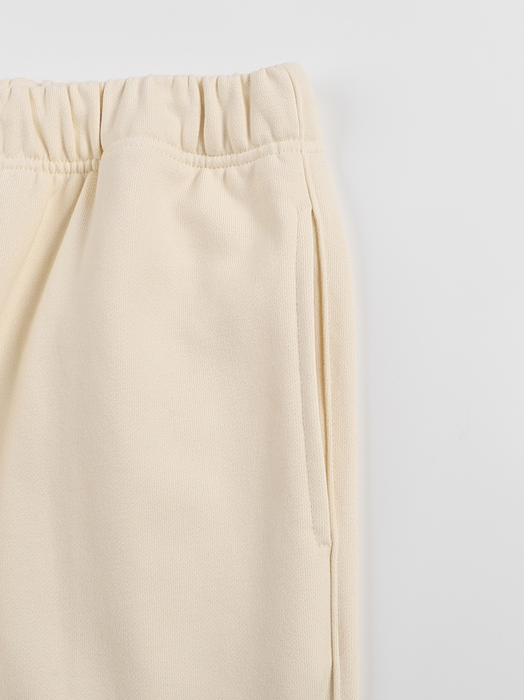 Fleece Straight Leg Pants – Essential Streetwear | Tapstitch-17