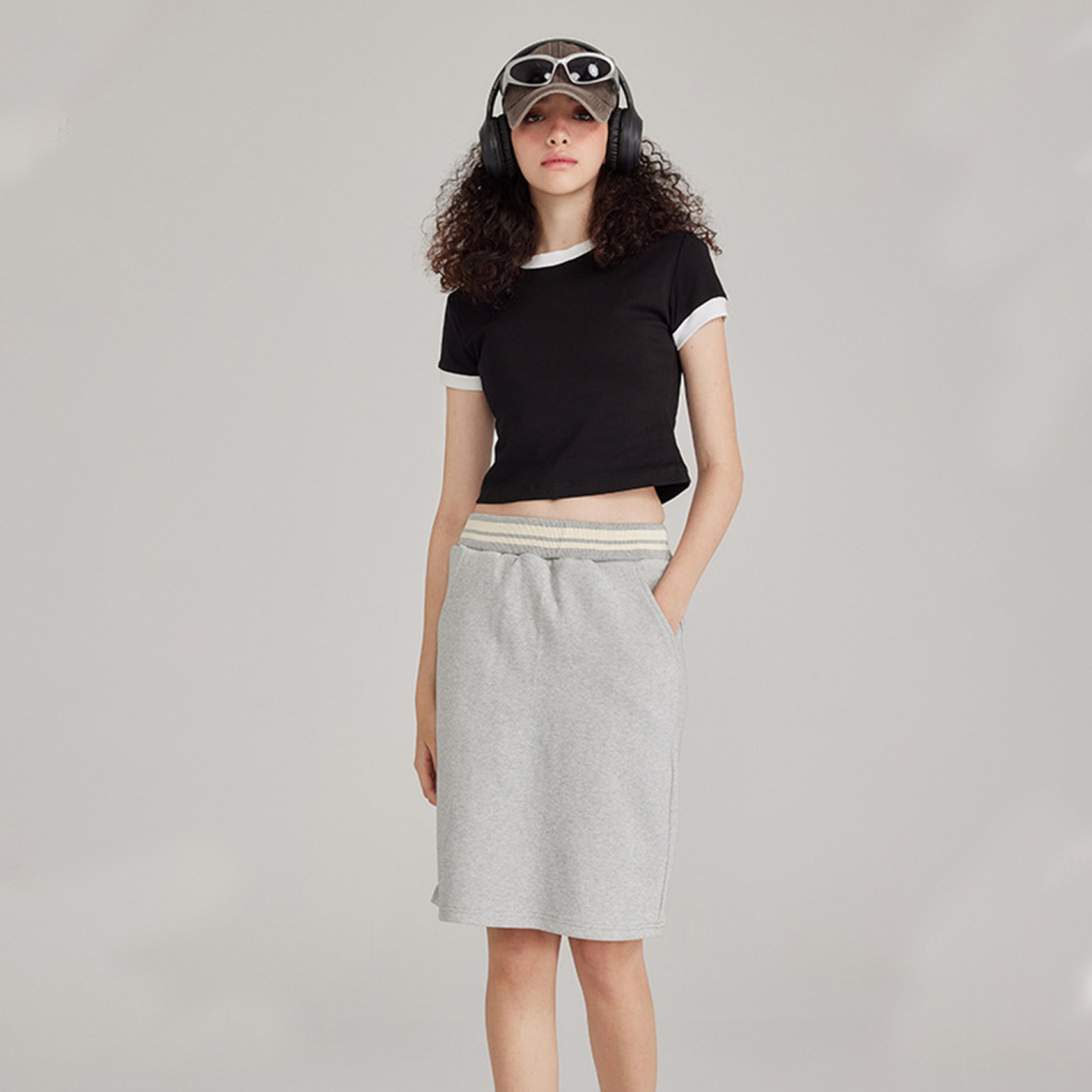 Streetwear Women's Vintage Color-Block Fitted Cropped Tee - Print On Demand | HugePOD-2