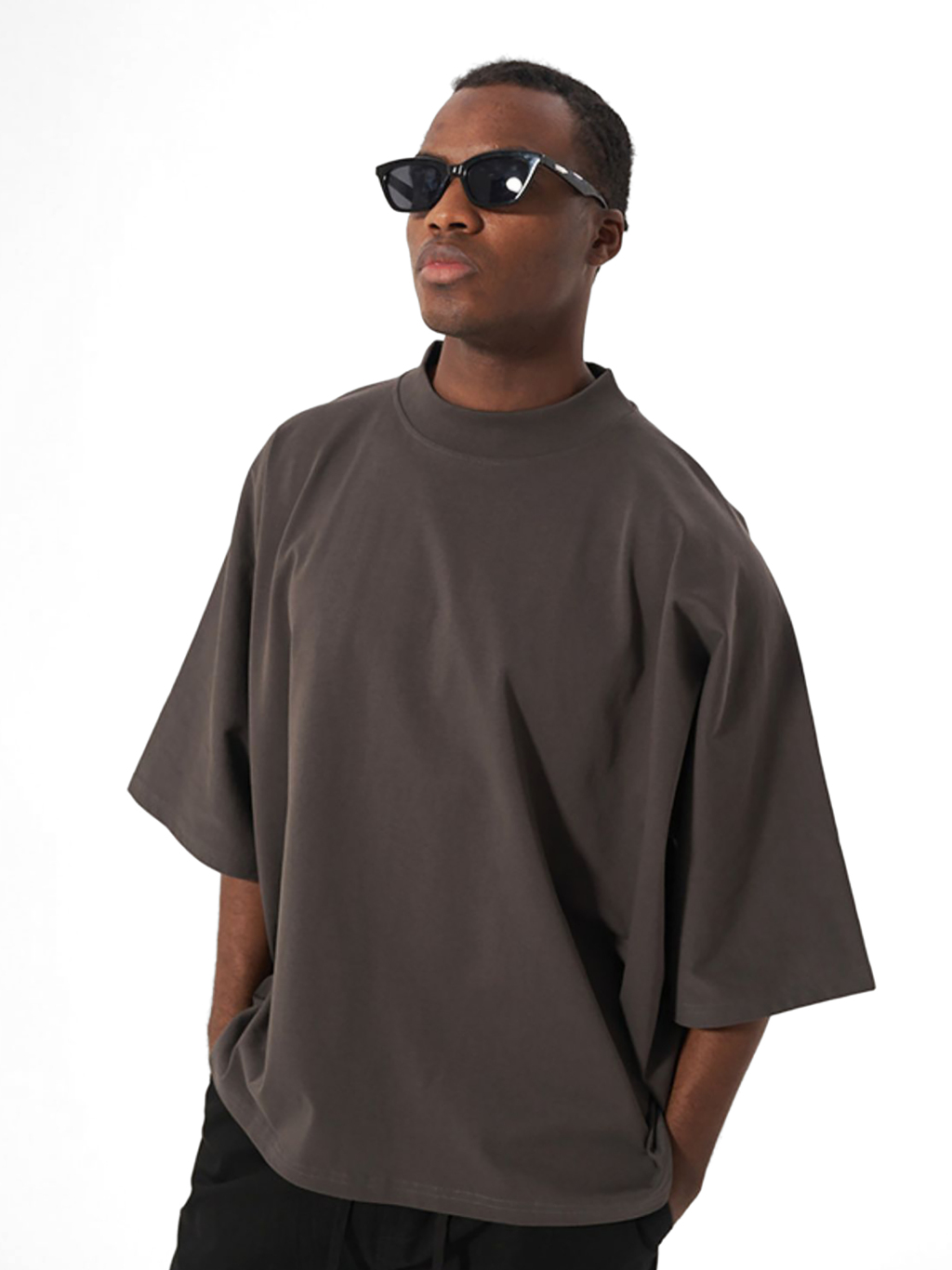 Boxy One-Piece Cut T-Shirt – Essential Streetwear | Tapstitch-6