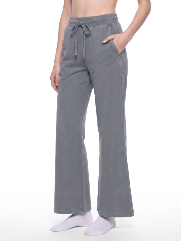 Women’s Vintage Wash Flared Sweatpants