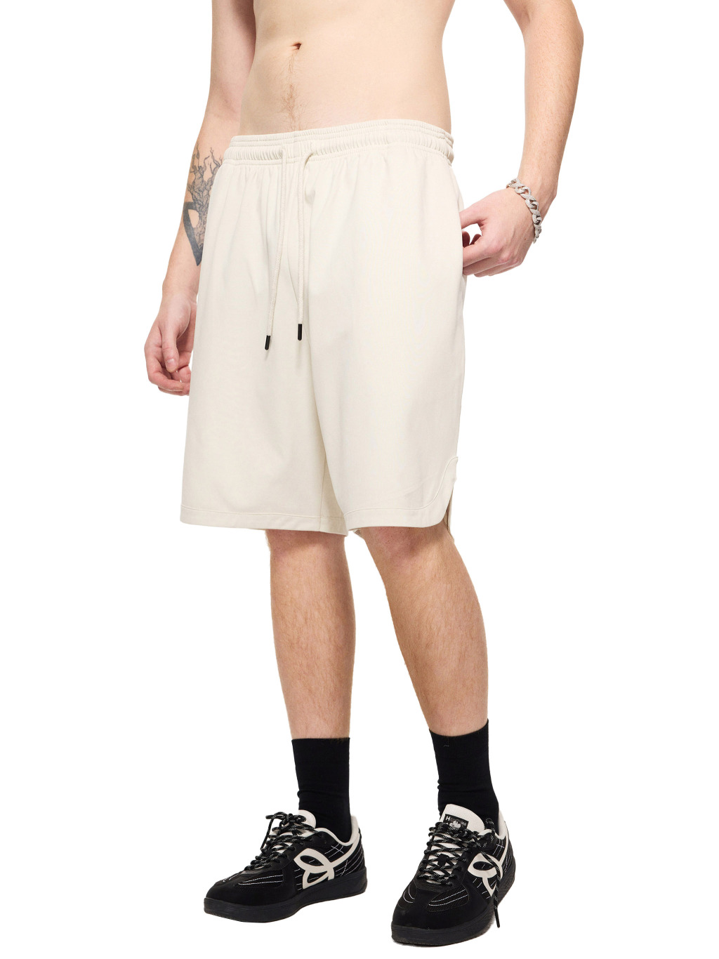 Mesh-Lined Quick-Dry Performance Shorts – Activewear | Tapstitch-6