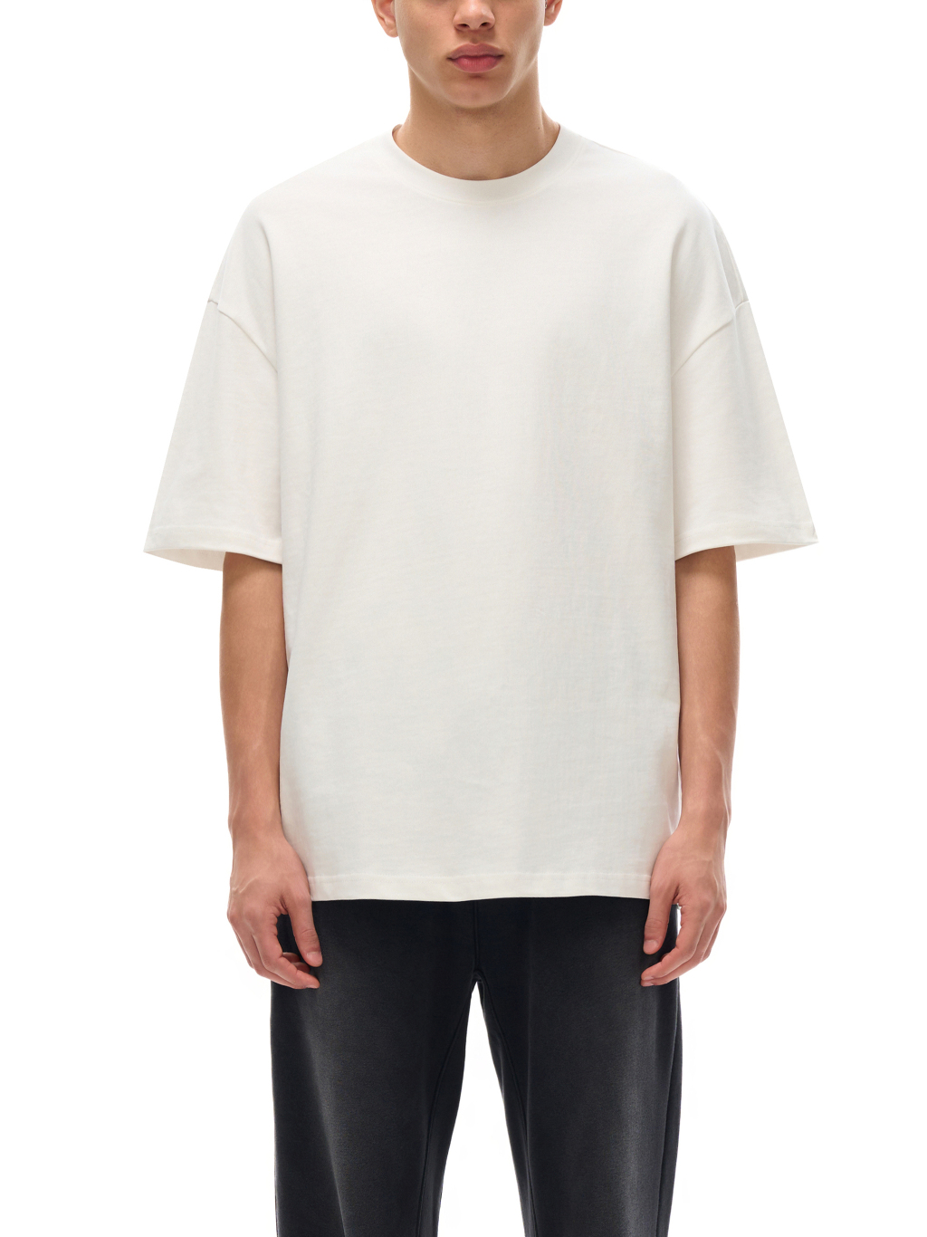 Heavyweight Cotton T-Shirt – Essential Streetwear | Tapstitch-3