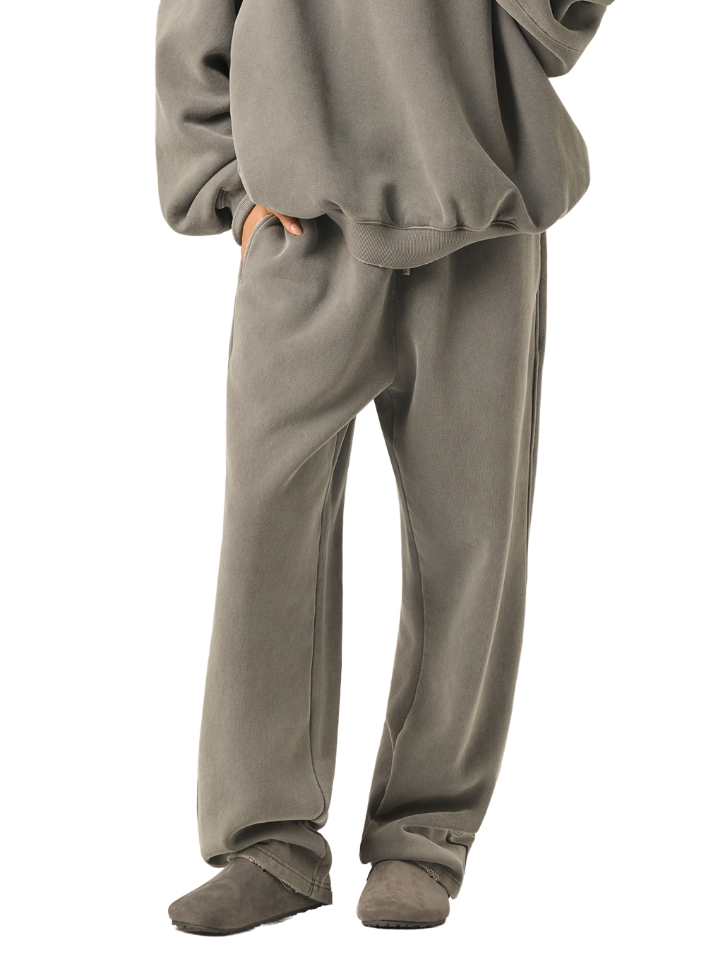 Frayed Enzyme Washed Fleece Sweatpants #RK0004 | TAPSTITCH-11
