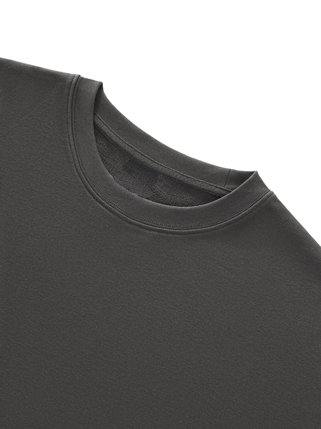 Boxy Half-Sleeve Raw-Edge T-Shirt #RT0052 | TAPSTITCH-8
