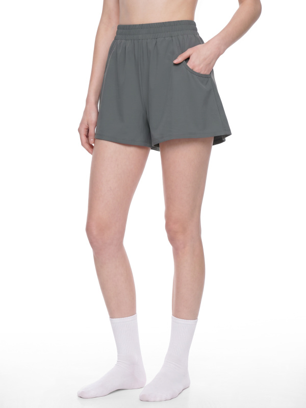 Women's Ruched Yoga Shorts