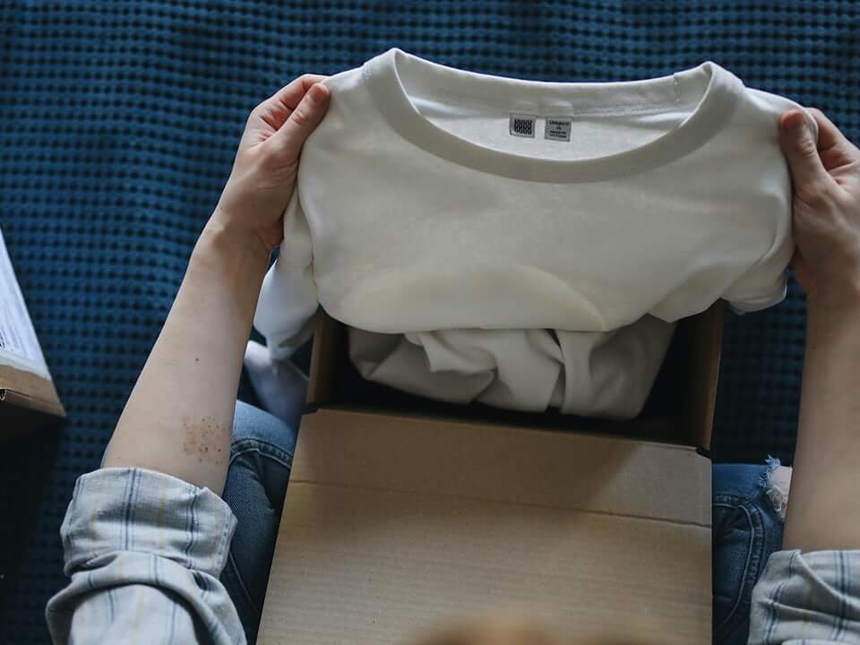 Customer receives an order