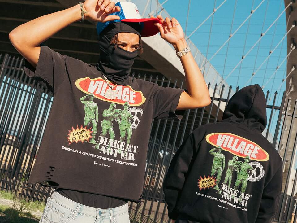 Models wearing fashion dropshipping clothing